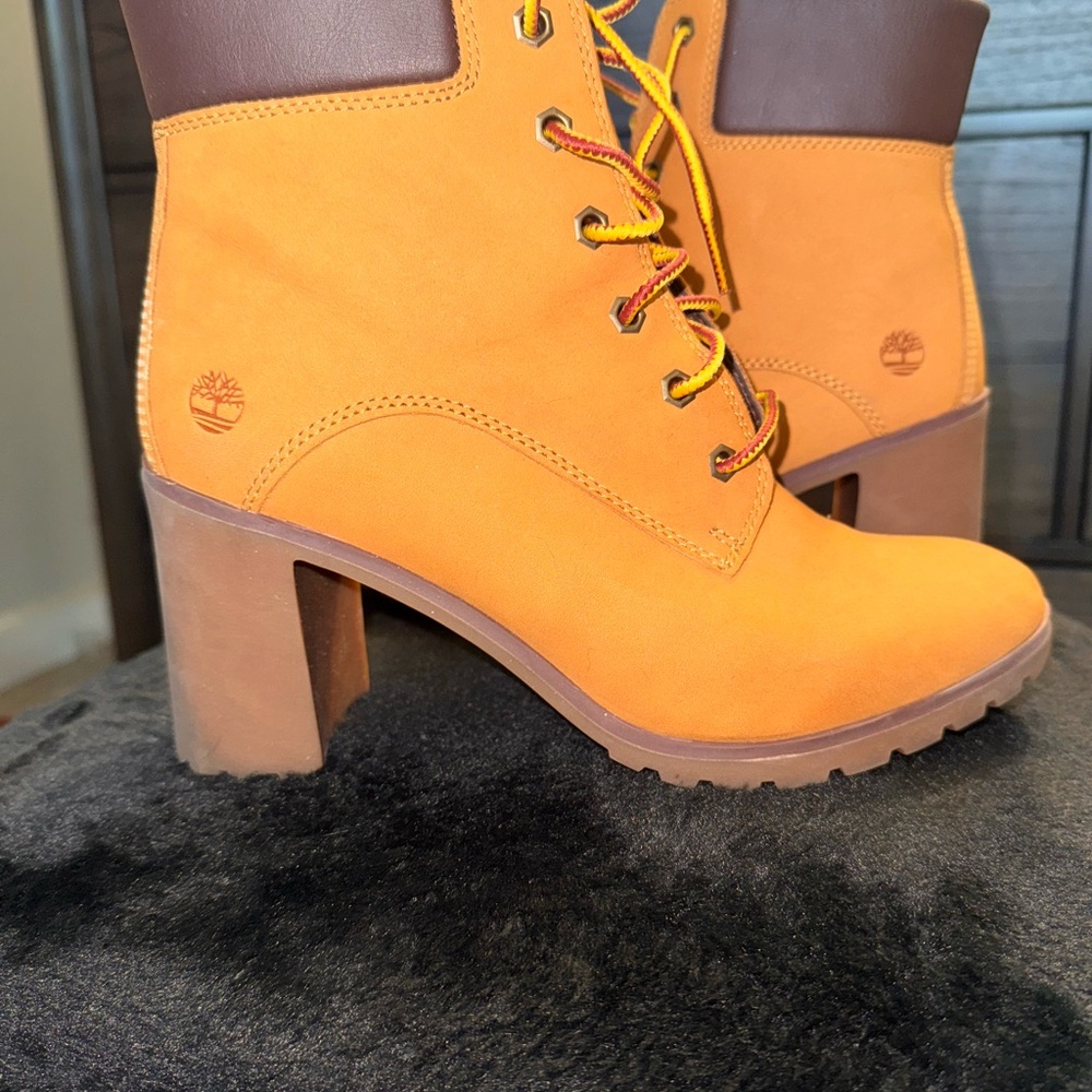 Timberland Tan Heeled Boots with Nubuck Leather